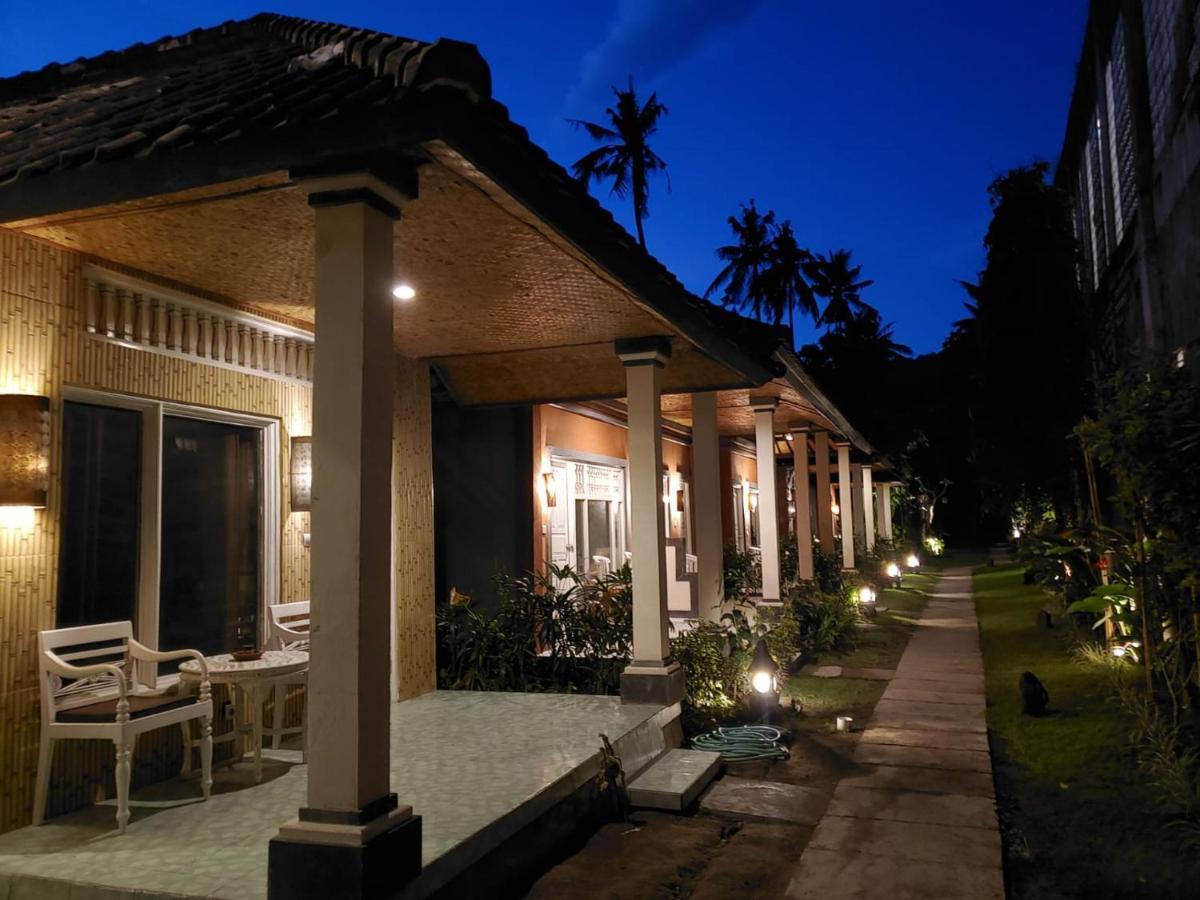 Utama Villas Beach Front Candidasa 외부 사진
