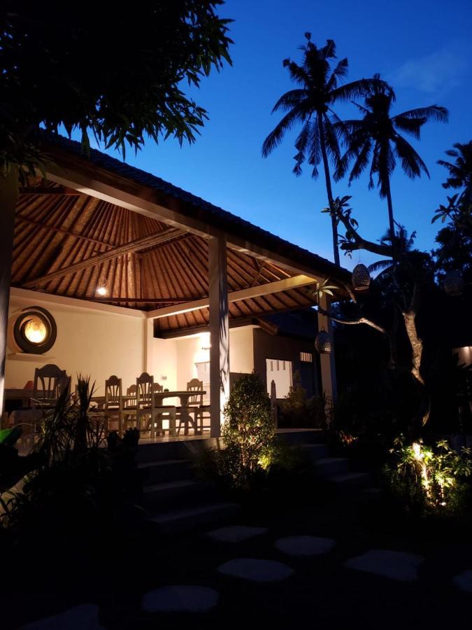 Utama Villas Beach Front Candidasa 외부 사진