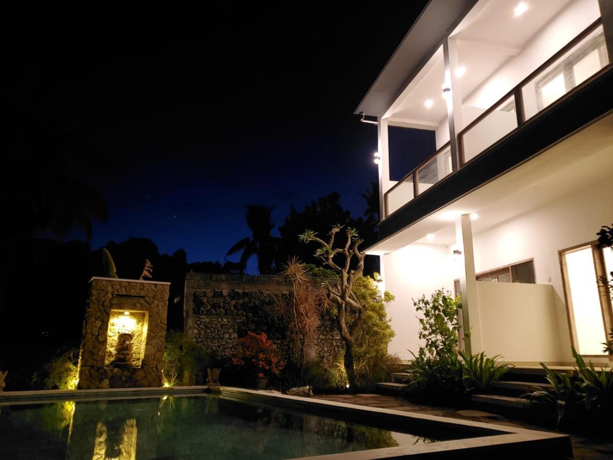 Utama Villas Beach Front Candidasa 외부 사진